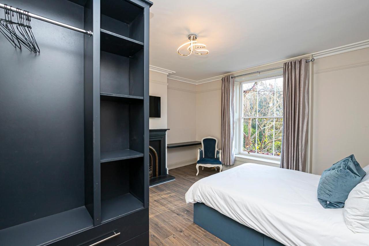 Pages Hotel And Guesthouse Harlow Zewnętrze zdjęcie